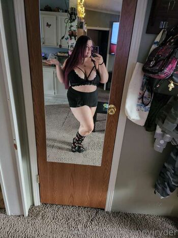 Full leaked Candy ryder vip private onlyfans photo