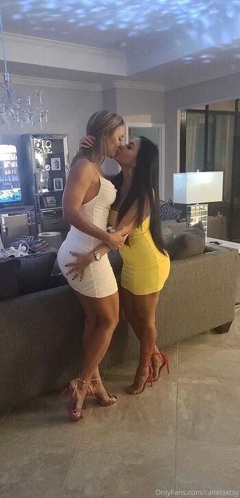 Full leaked Canelaxtsy private onlyfans photo