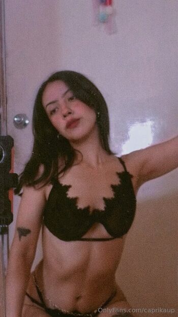 Full leaked Caprikaup private onlyfans photo