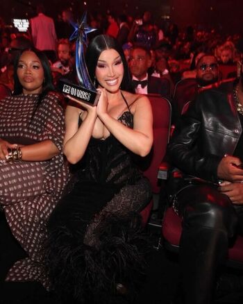 Full leaked Cardi b page private onlyfans photo