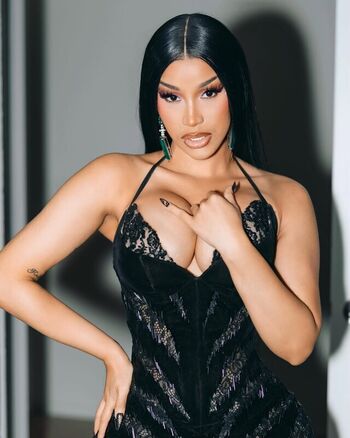 Full leaked Cardi b page private onlyfans photo