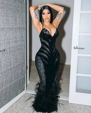 Full leaked Cardi b page private onlyfans photo