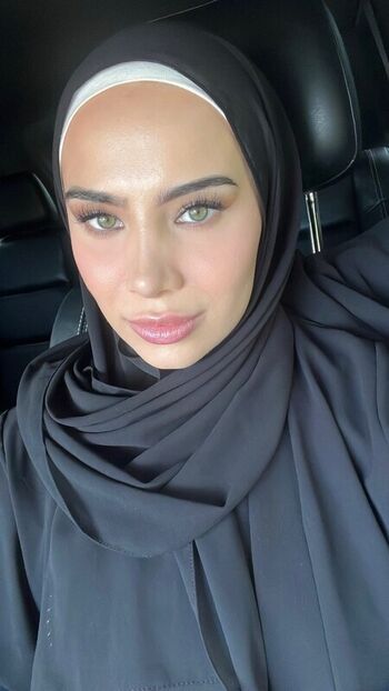 Full leaked Cardy ac private onlyfans photo