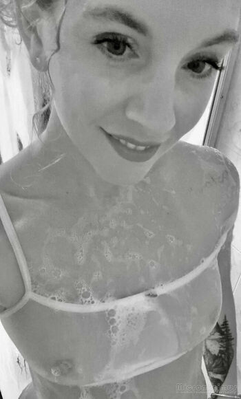 CariAnne90