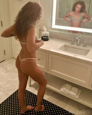 CariAnne90