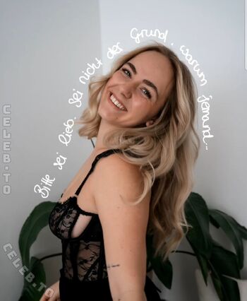 Full leaked Carina spoon private onlyfans photo