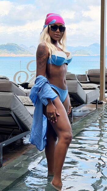 Full leaked Cariucha private onlyfans photo