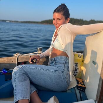 Full leaked Carla bezanson private onlyfans photo