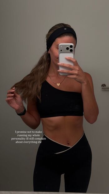 Full leaked Carla bezanson private onlyfans photo