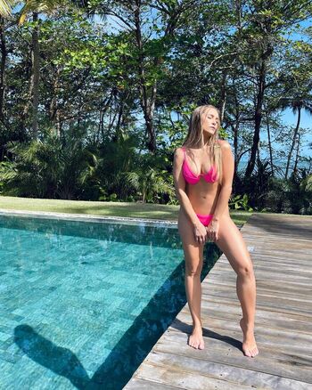 Carla Diaz