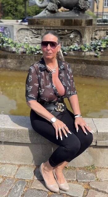 Full leaked Carla lagerfeld private onlyfans photo