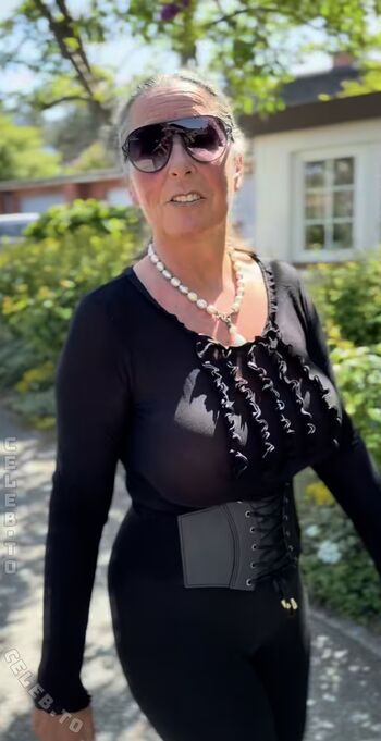 Carla Lagerfeld
