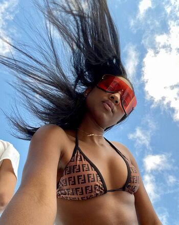 Full leaked Carlacia grant private onlyfans photo