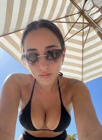 Full leaked Carlysus private onlyfans photo