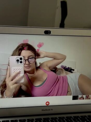 Full leaked Carmela private onlyfans photo