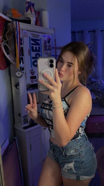Full leaked Carmi warmy private onlyfans photo