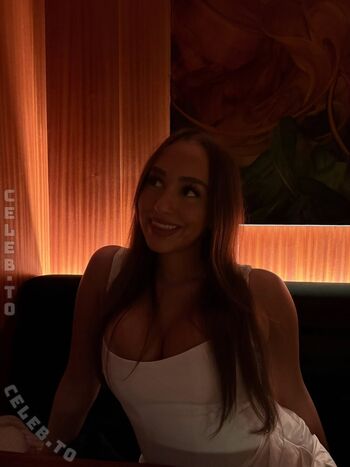 Full leaked Caro lnw private onlyfans photo