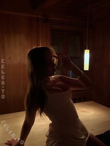 Full leaked Caro lnw private onlyfans photo