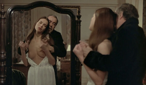 Full leaked Carole bouquet private onlyfans photo