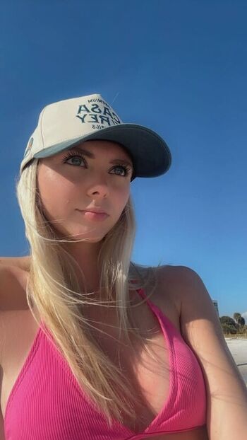 Full leaked Carolina firkowski private onlyfans photo
