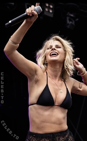 Full leaked Carolina peukmann private onlyfans photo