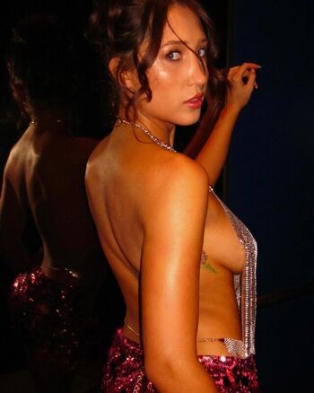 Full leaked Caroline bowers private onlyfans photo