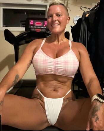 Full leaked Caroline oberg private onlyfans photo