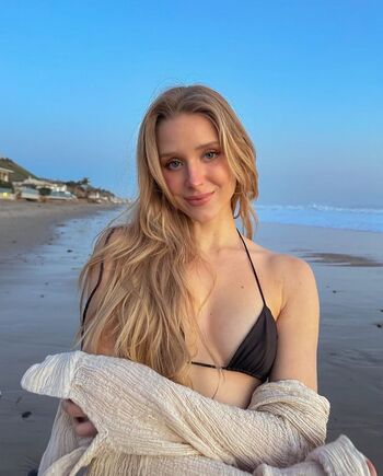 Full leaked Caroline zalog private onlyfans photo