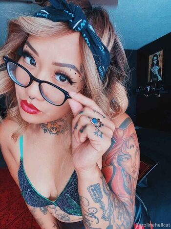 Full leaked Carolinehellcat private onlyfans photo