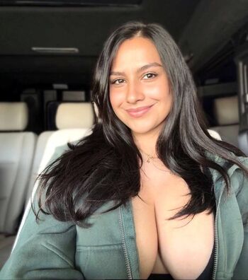Full leaked Carolinejones private onlyfans photo