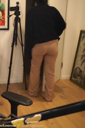 Full leaked Carolinekwan page private onlyfans photo