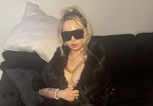 Full leaked Carrie private onlyfans photo