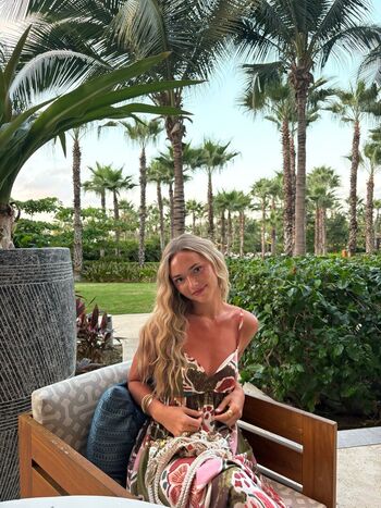 Full leaked Carys abbott private onlyfans photo