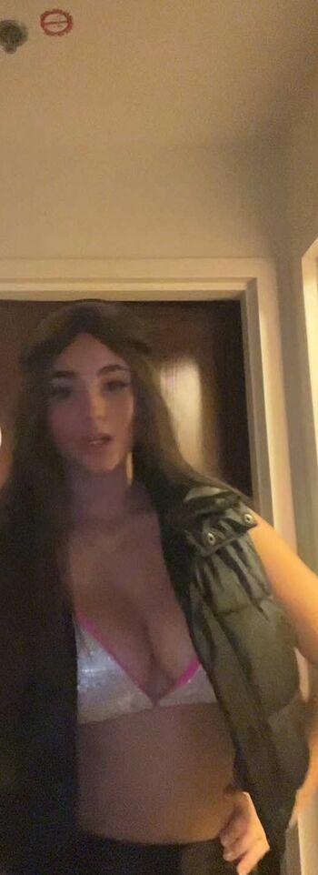 Full leaked Carys dubinski private onlyfans photo