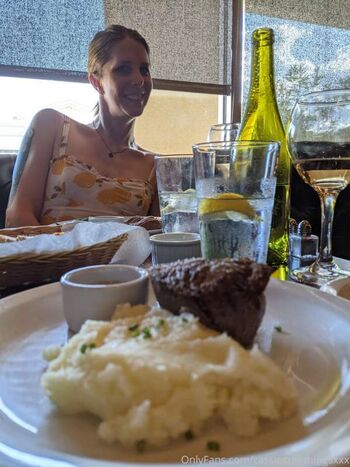 Full leaked Cassie cummings private onlyfans photo