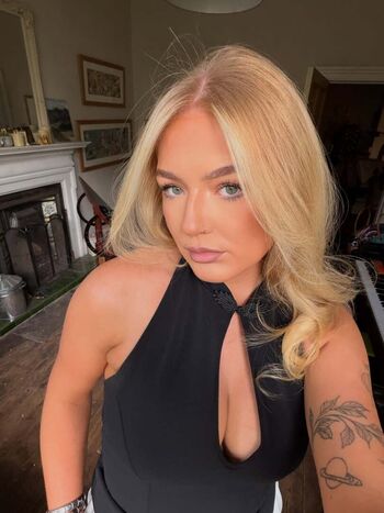 Full leaked Cassiedavidsonx private onlyfans photo