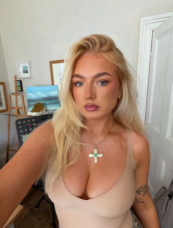 Full leaked Cassiedavidsonx private onlyfans photo