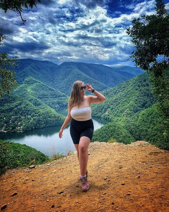 Full leaked Catargiuadriana private onlyfans photo