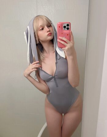 Full leaked Catiescos  page private onlyfans photo