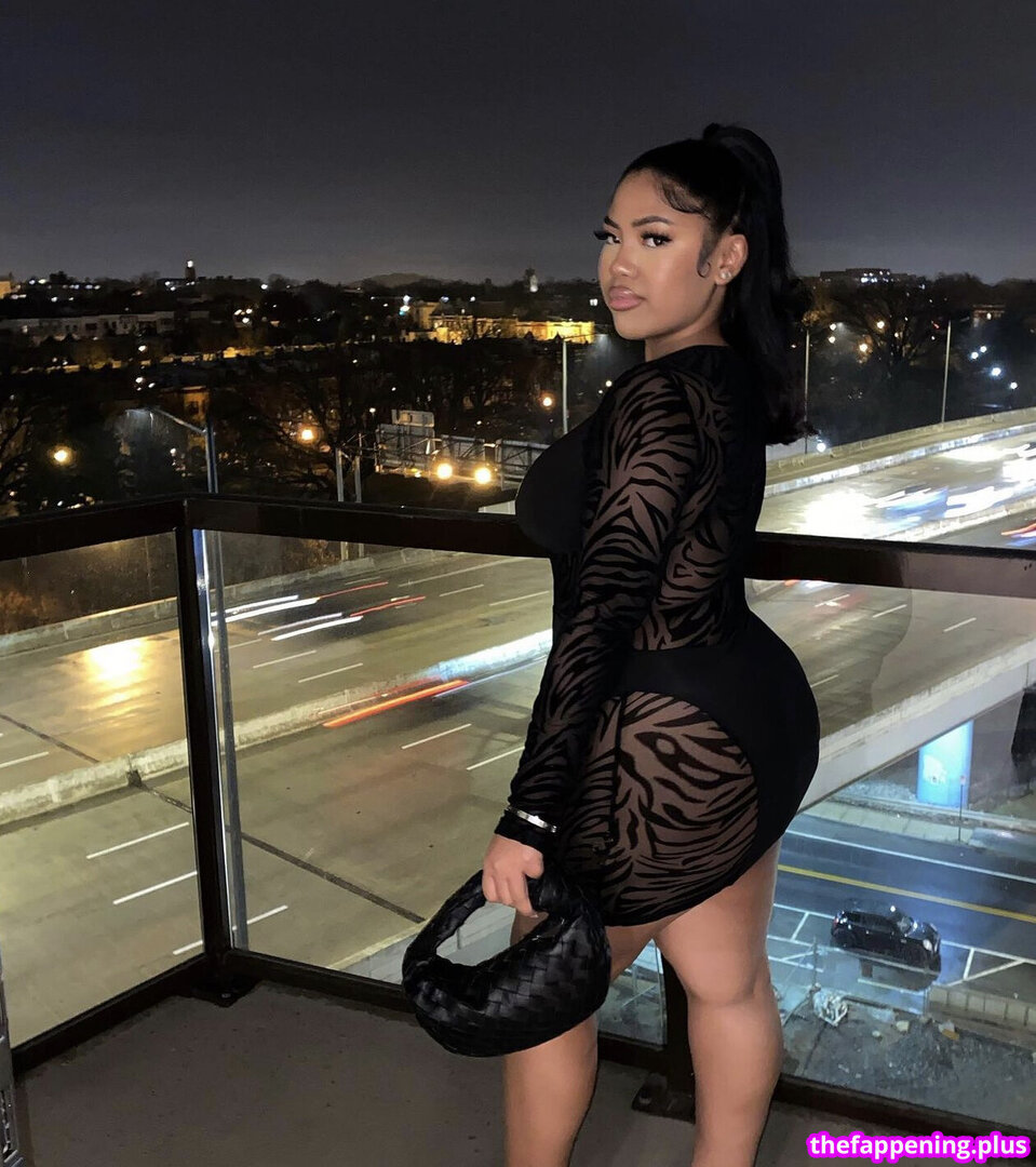 ccblasian / ccblasian1 누드 OnlyFans 사진 #1