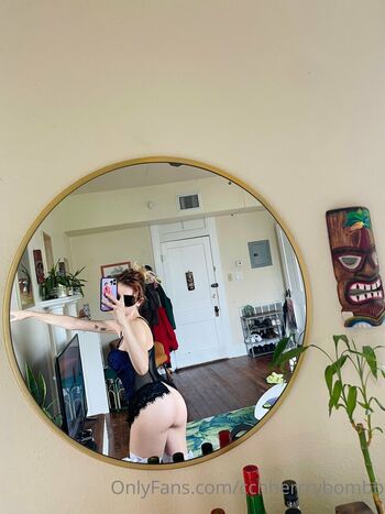 Full leaked Cchherrrybombb private onlyfans photo
