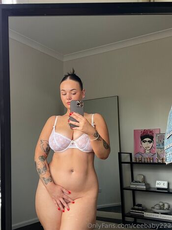 Full leaked Ceebaby private onlyfans photo