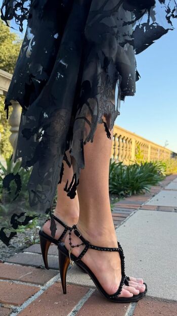 Full leaked Celebrity feet page private onlyfans photo