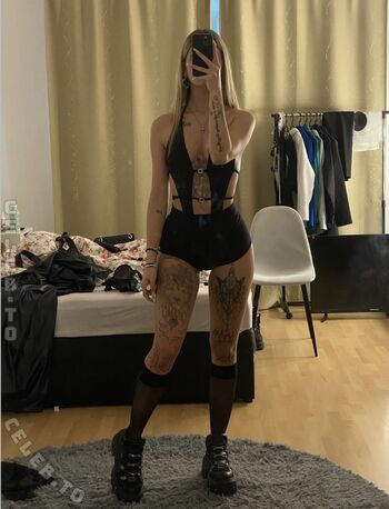 Full leaked Celiinxsaa private onlyfans photo