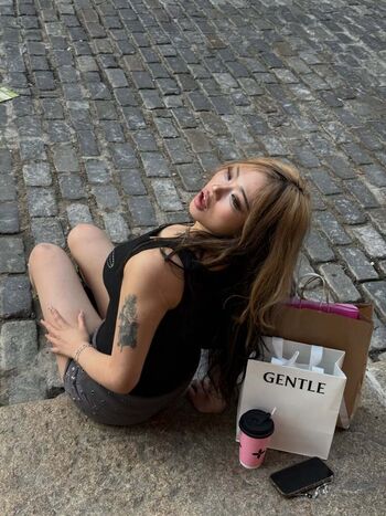 Full leaked Cellow page private onlyfans photo