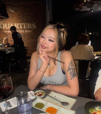 Full leaked Cellow page private onlyfans photo