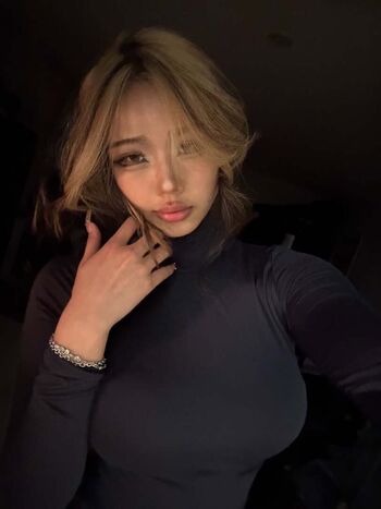 Full leaked Cellow page private onlyfans photo