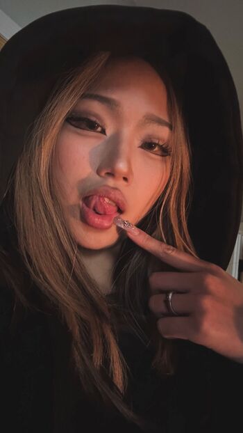 Full leaked Cellow page private onlyfans photo