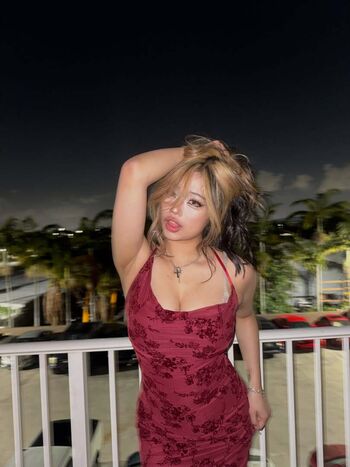 Full leaked Cellow page private onlyfans photo