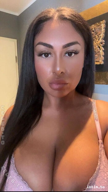 Full leaked Ceydarouge private onlyfans photo